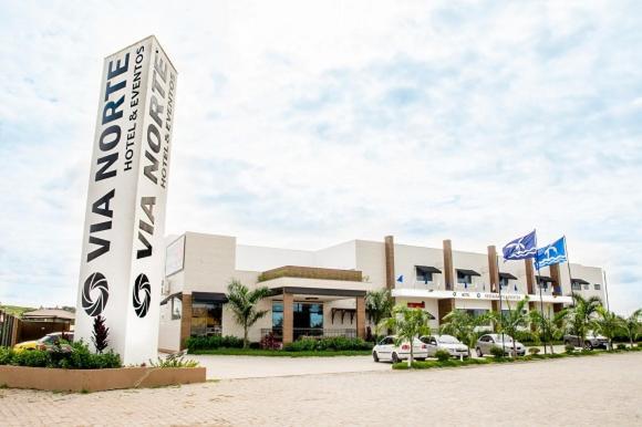 Via Norte Hotel & Eventos Macaé Esterno foto