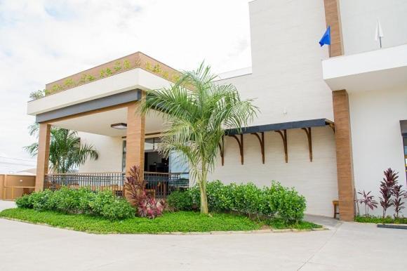 Via Norte Hotel & Eventos Macaé Esterno foto